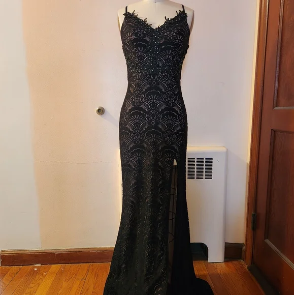 City Studio | Dresses | City Studio Black Lace Backless Dress | Poshmark